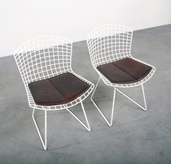 Bertoia side chairs Knoll design stoelen