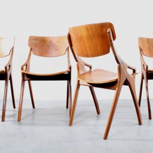 Stoelen Hovmand Olsen chairs Danish design teak Deens