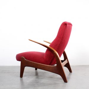 Gimson and Slater chair design armchair fauteuil