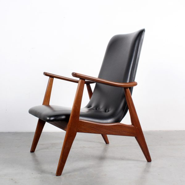Webe chair design Louis van Teeffelen