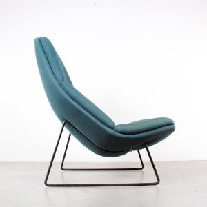 Artifort lounge chair