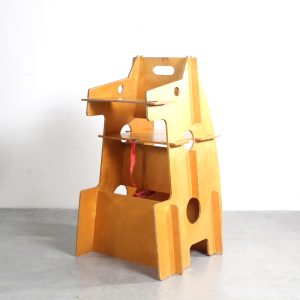 Plywood animal high chair